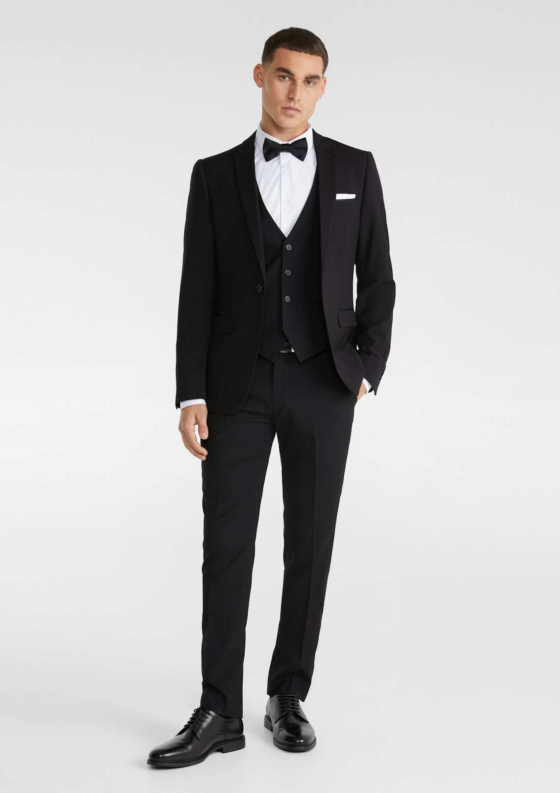 Men's Slim Suits & Tuxedos
