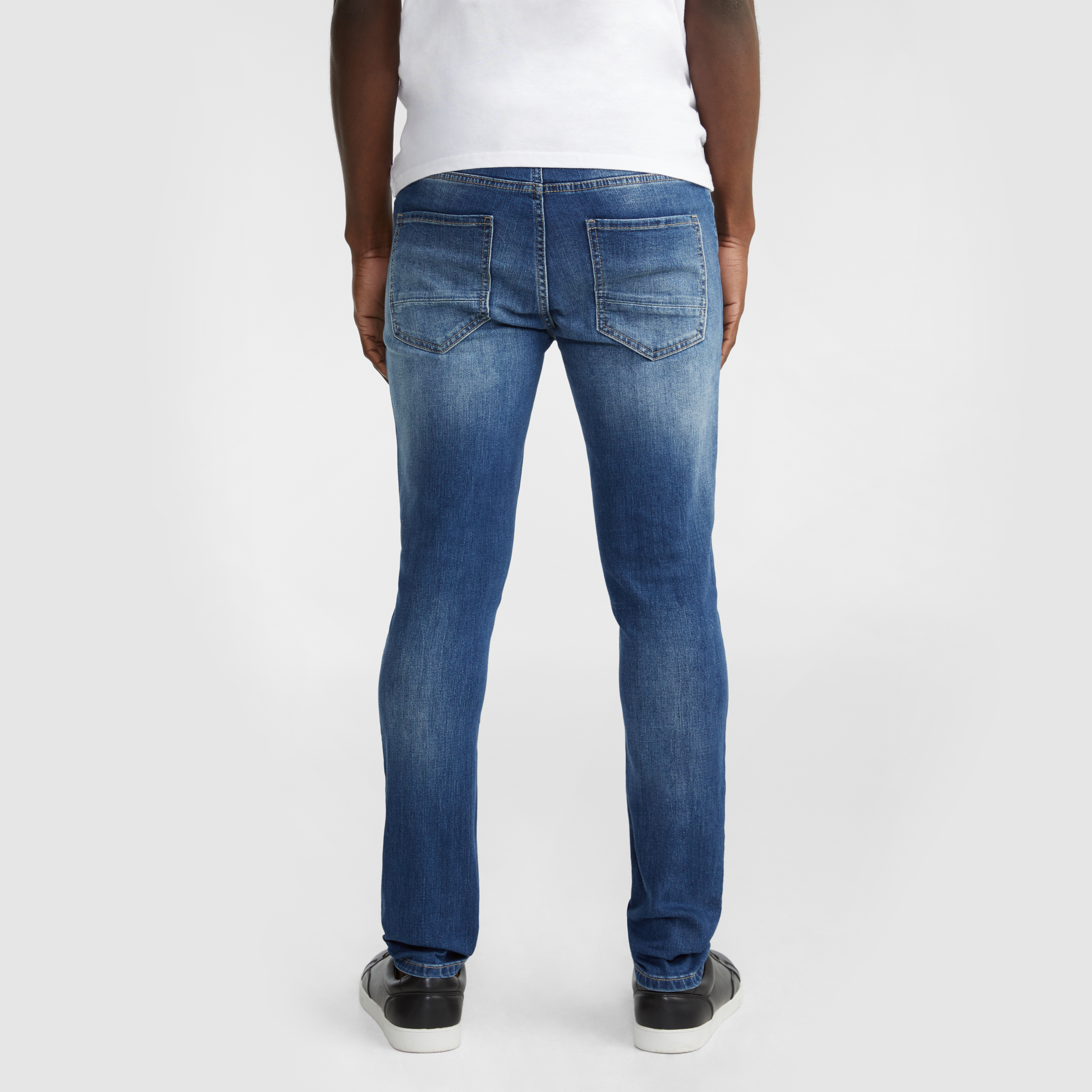 Jett Slim Tapered Jean
