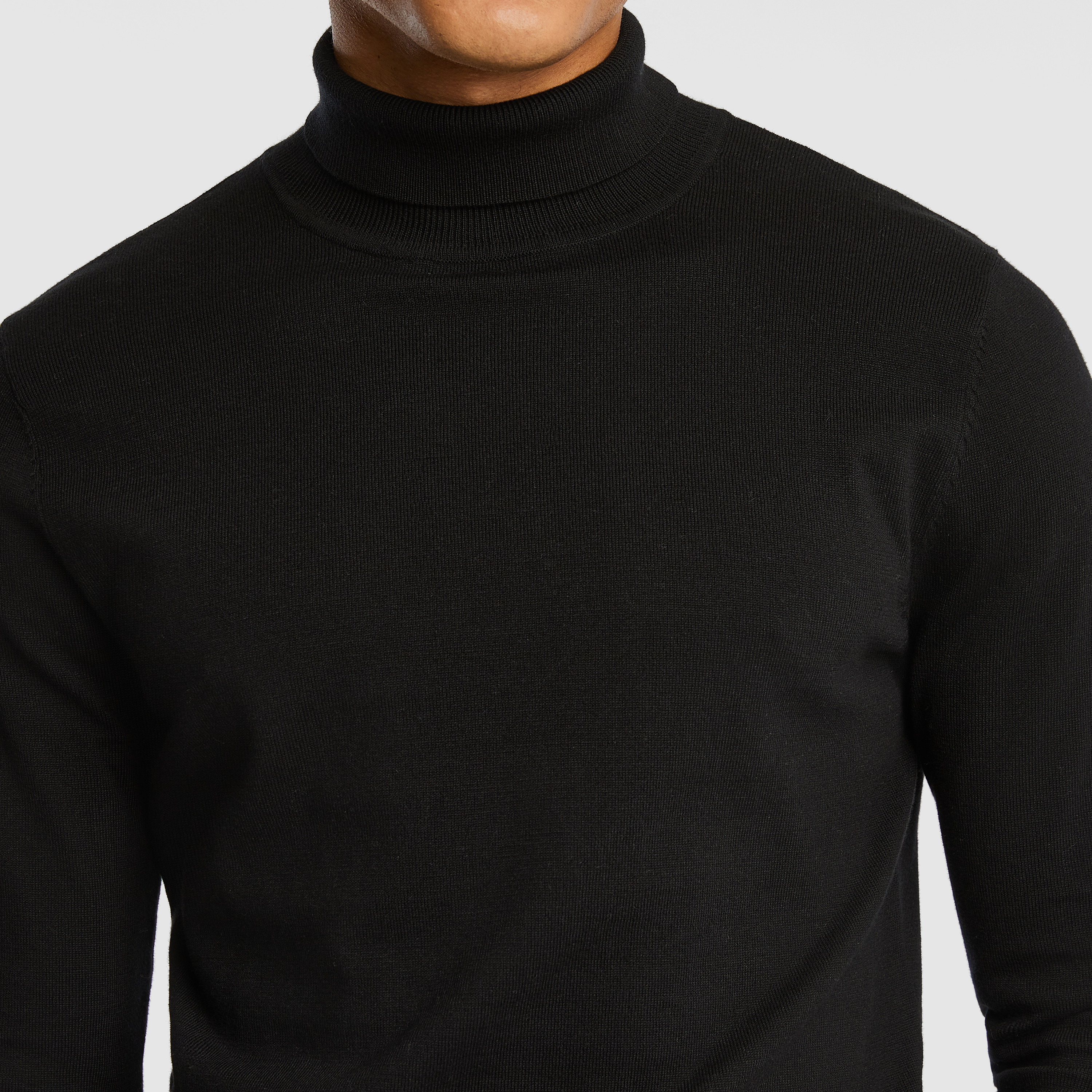 Gillespie Turtle Neck Knit