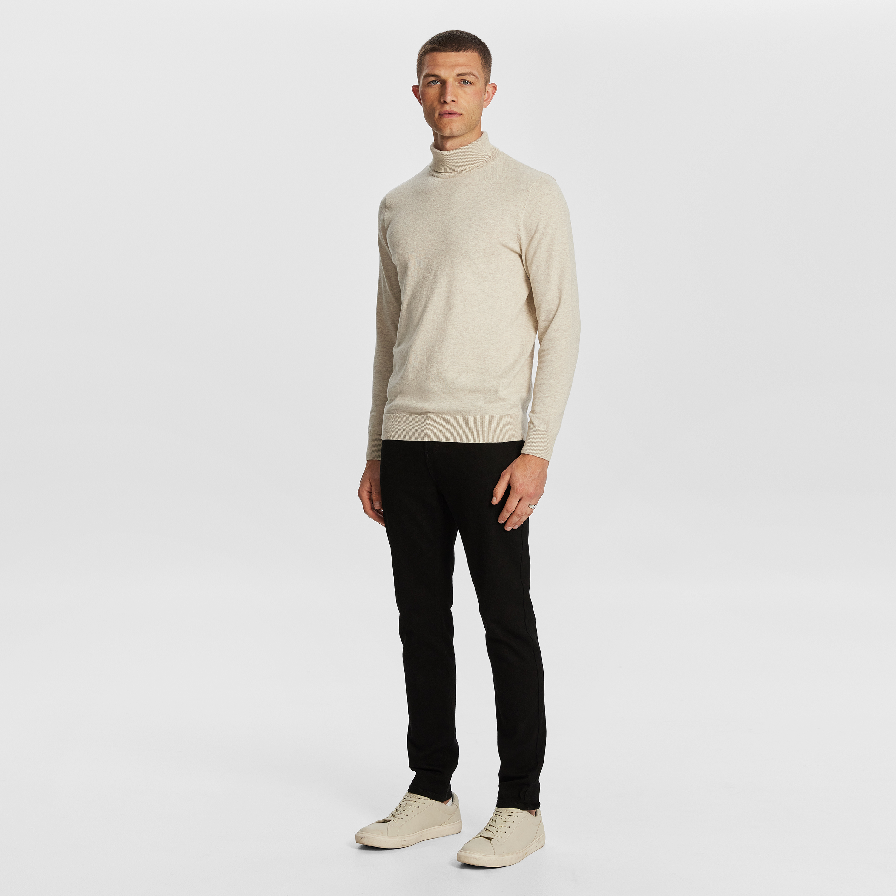 Gillespie Turtle Neck Knit