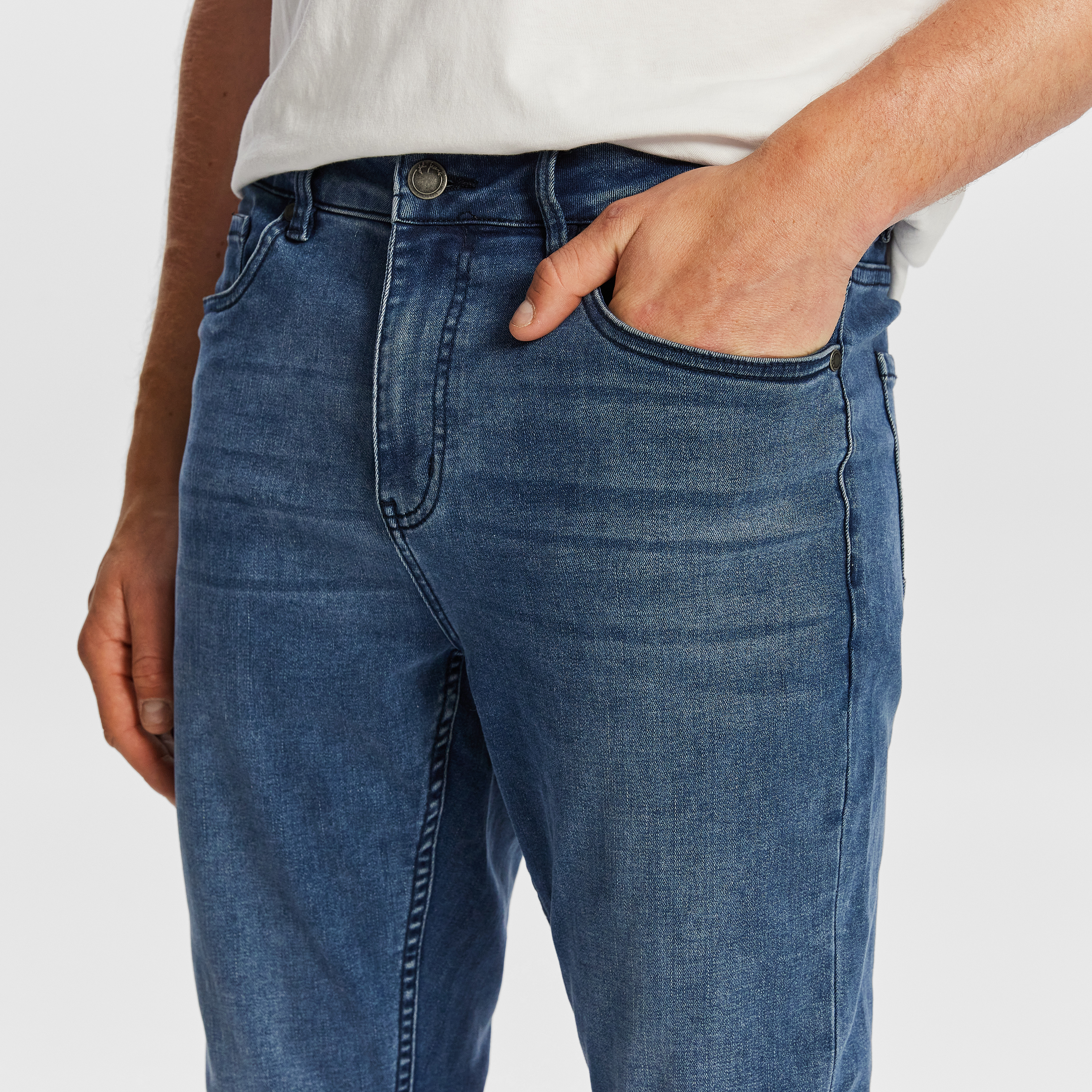 Mid Wash Joni Slim Tapered Jean