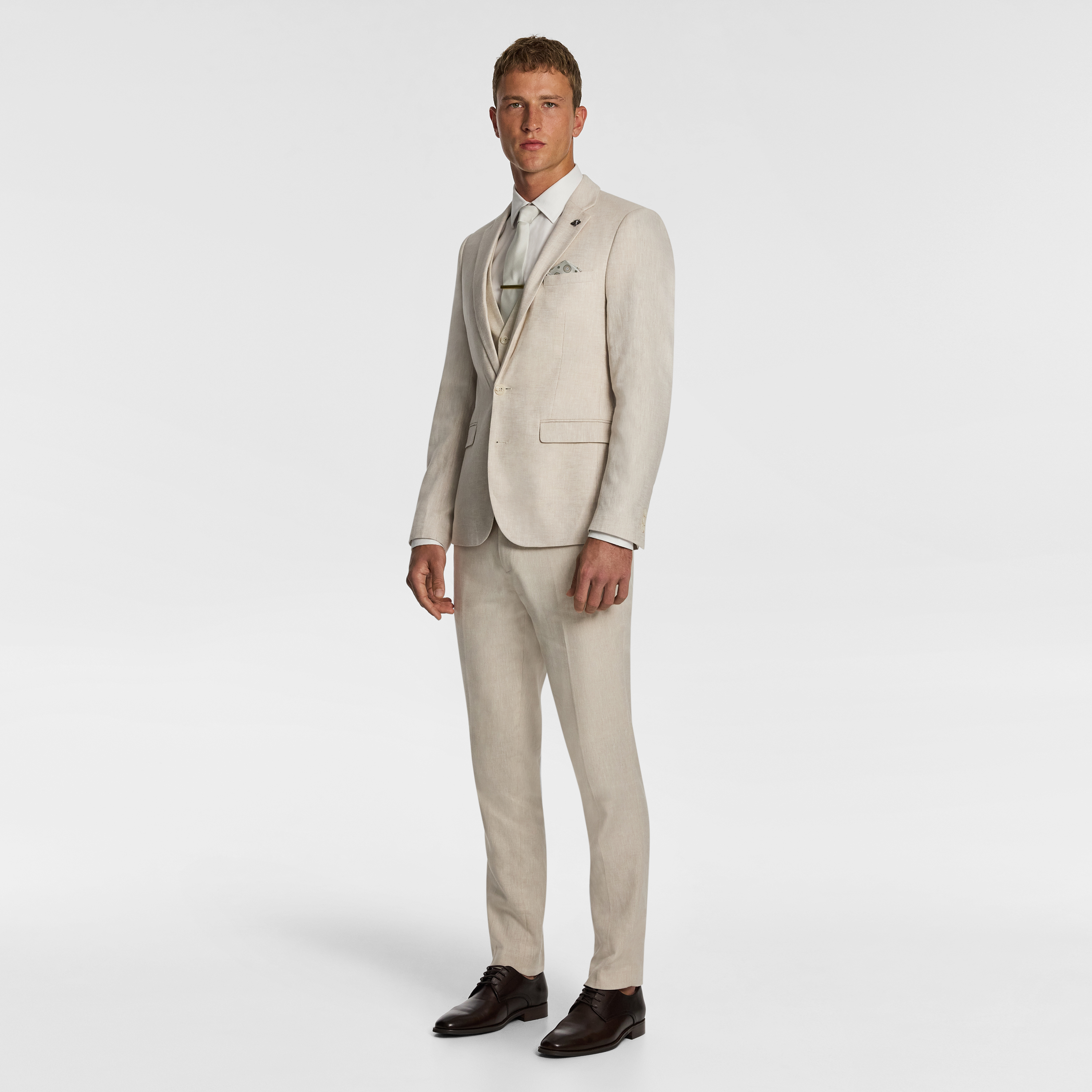  Carter Stretch Linen Blend Slim Suit