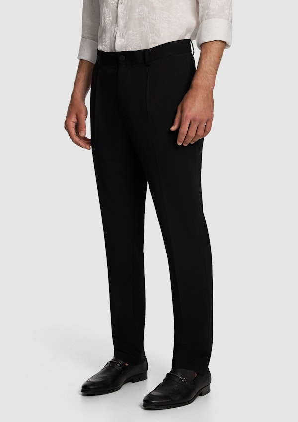 Black Reid Tapered Chino