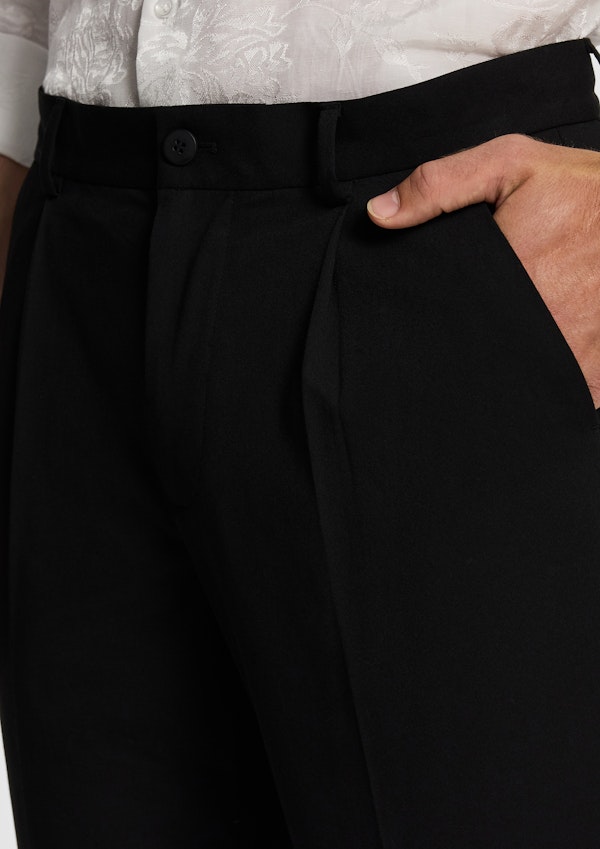 Black Reid Tapered Chino