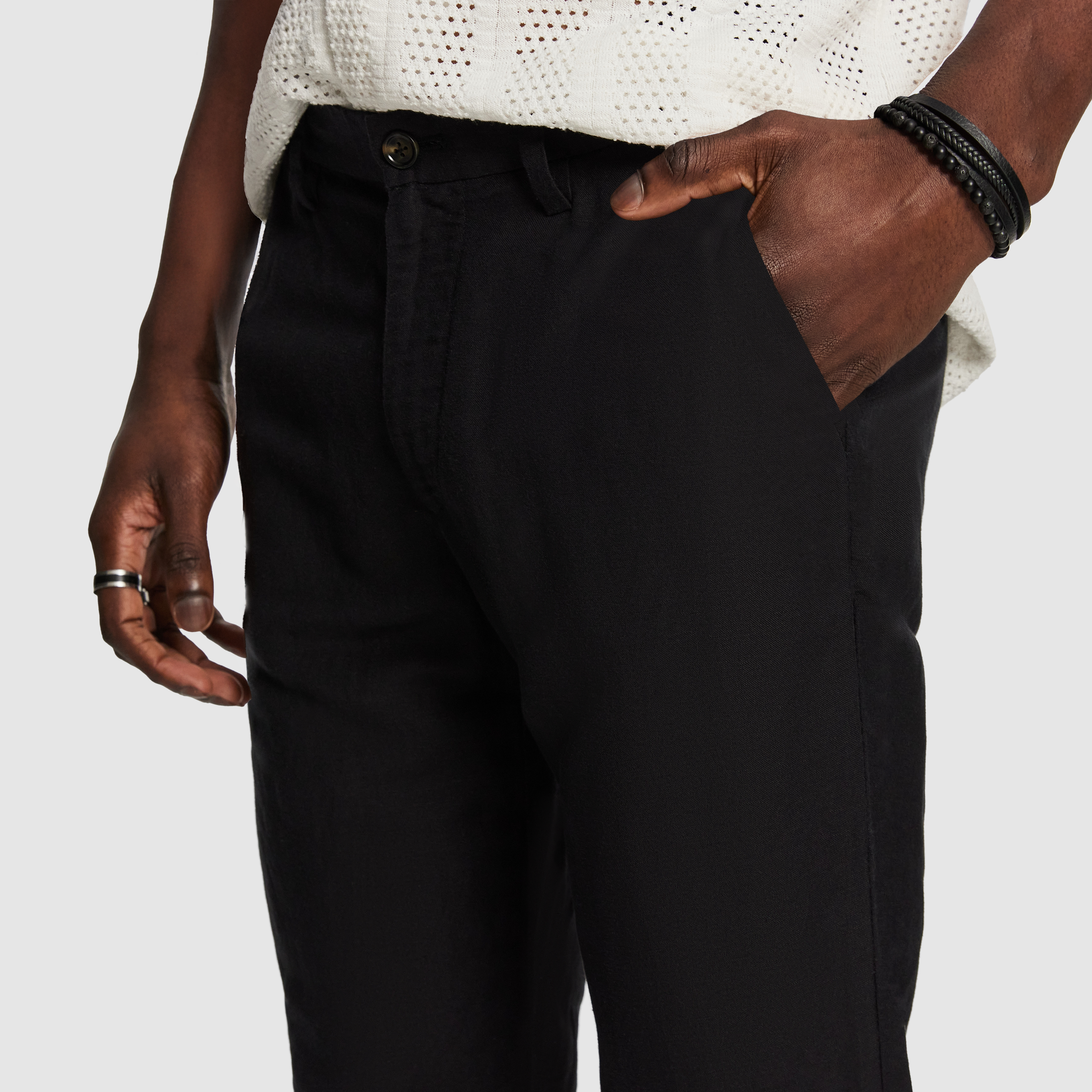 Black Ferrara Relaxed Chino