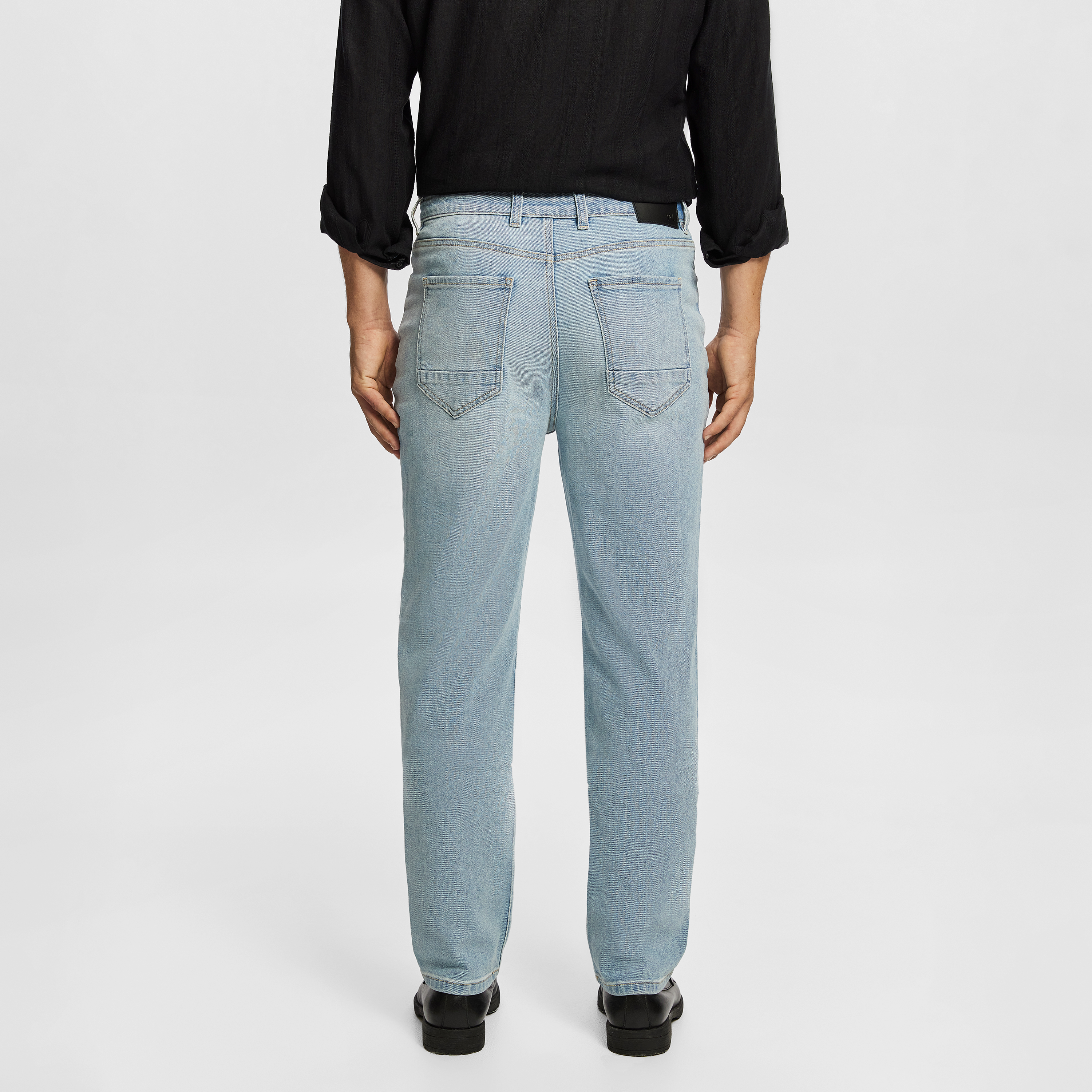 Light Wash Erik Straight Jean