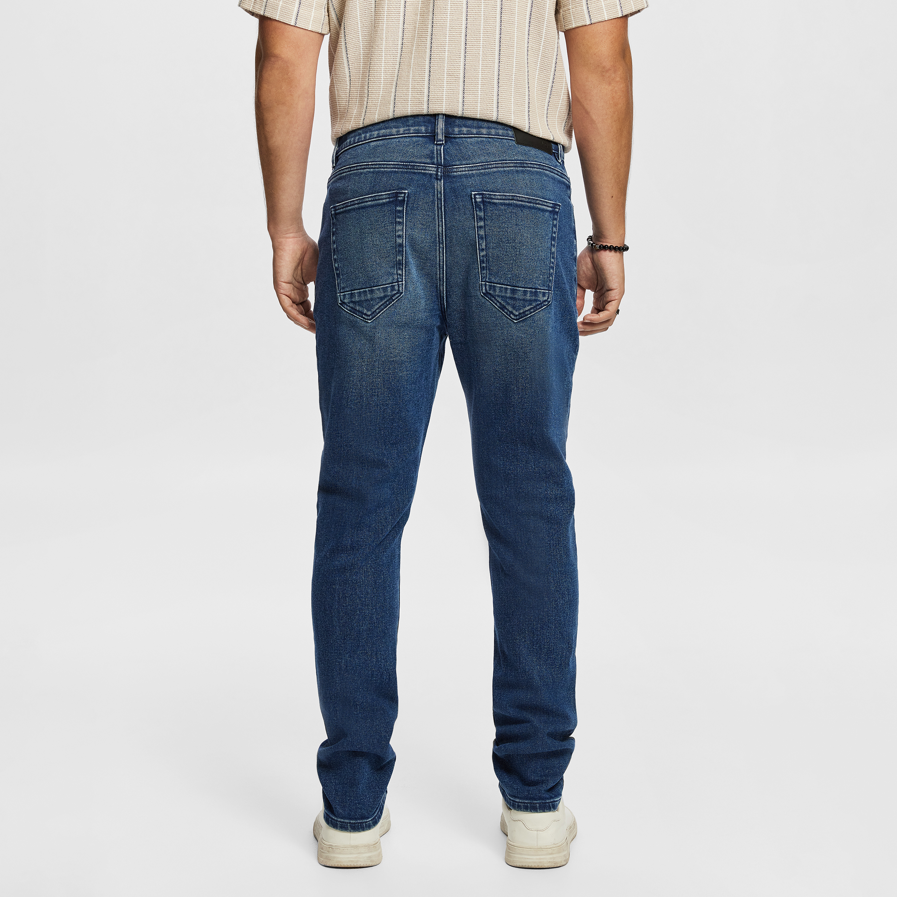 Mid Blue Voss Slim Jean