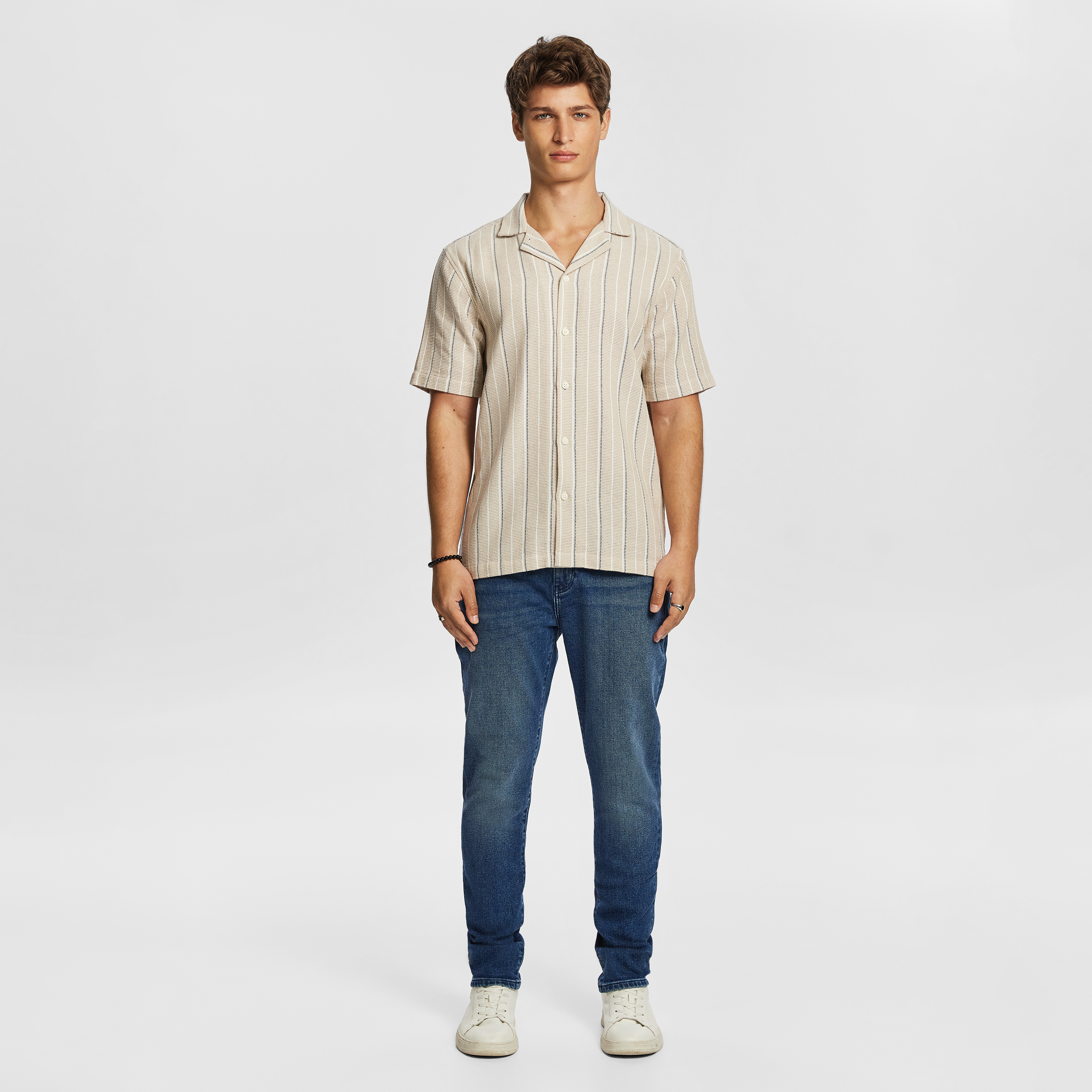 Mid Blue Voss Slim Jean