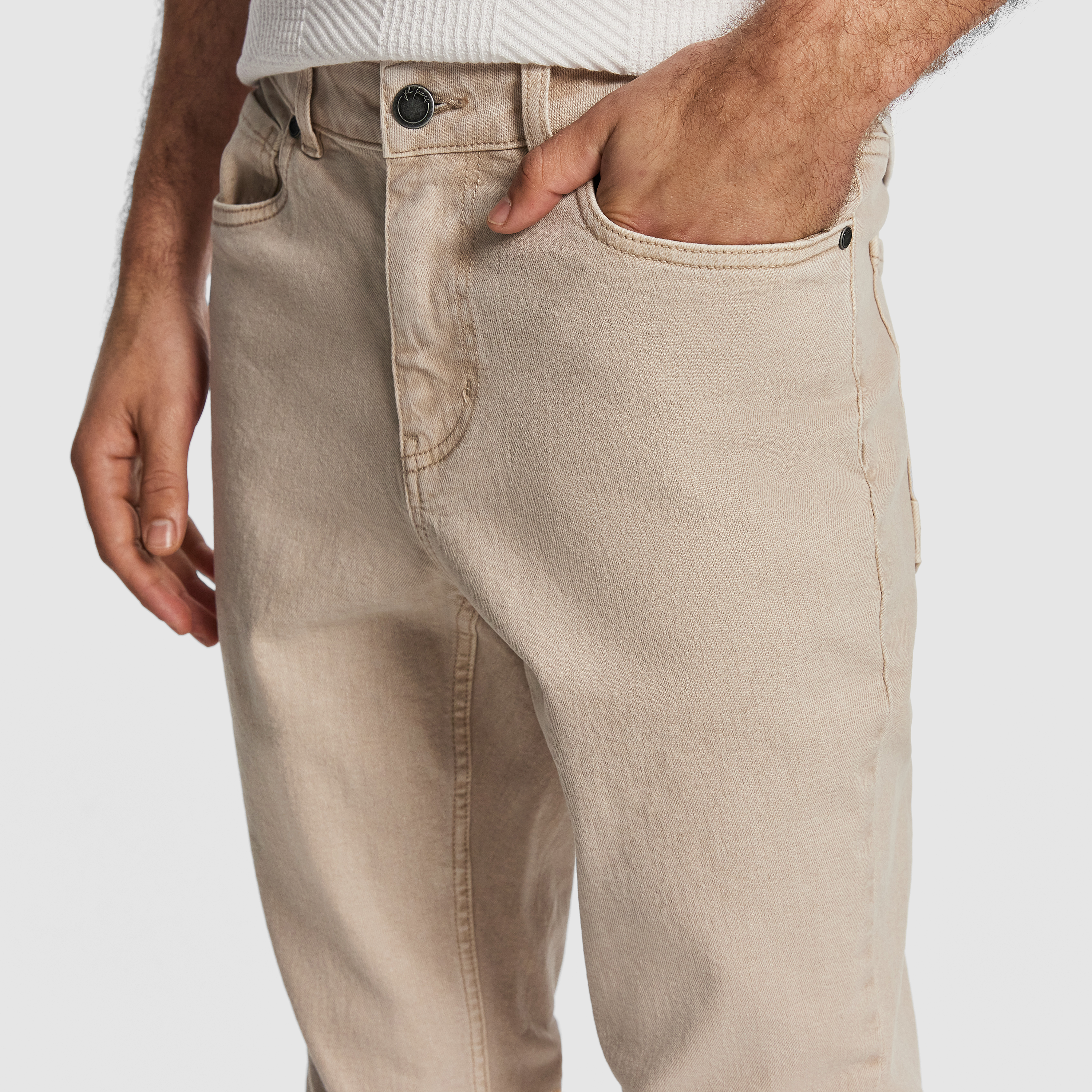 Natural Kai Slim Tapered Jean