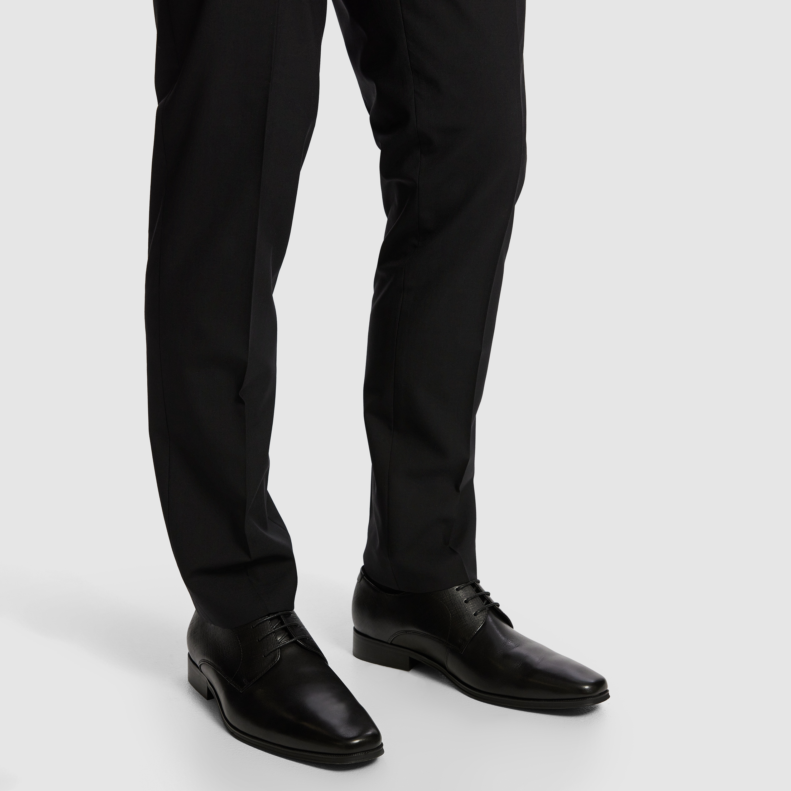 Richie Textured Shoe