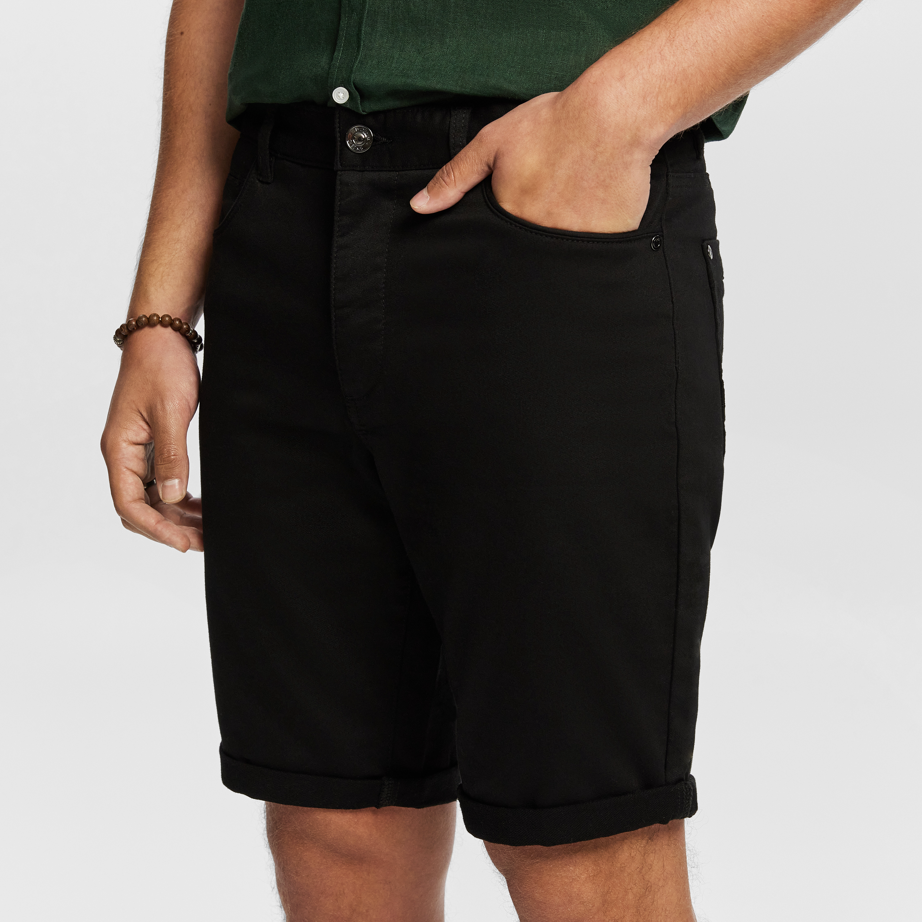 Herston Regular Short