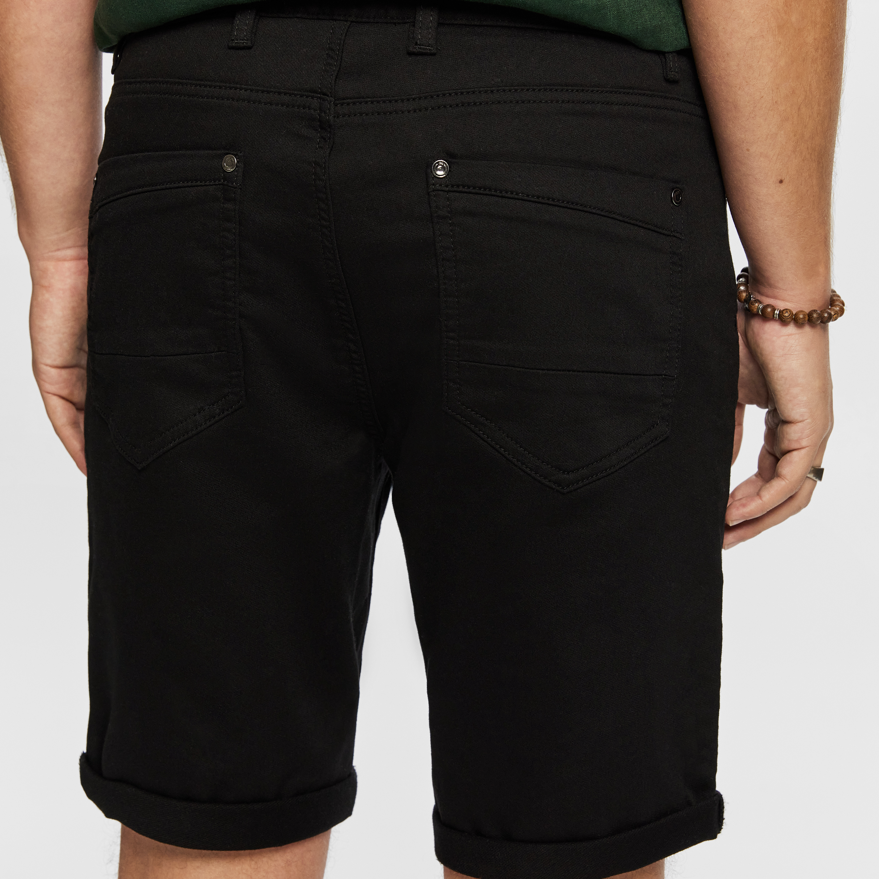 Herston Regular Short