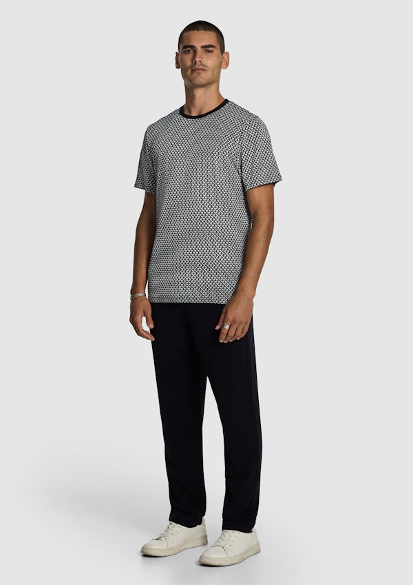 Comfort Tapered Chino