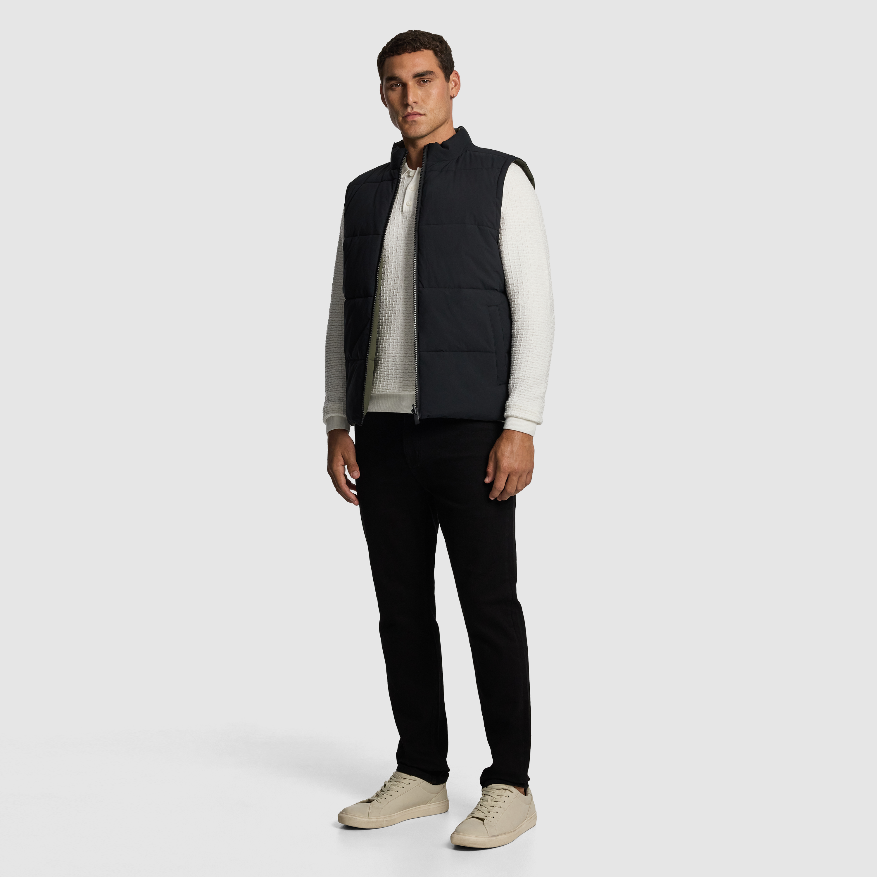 Finn Reversible Vest