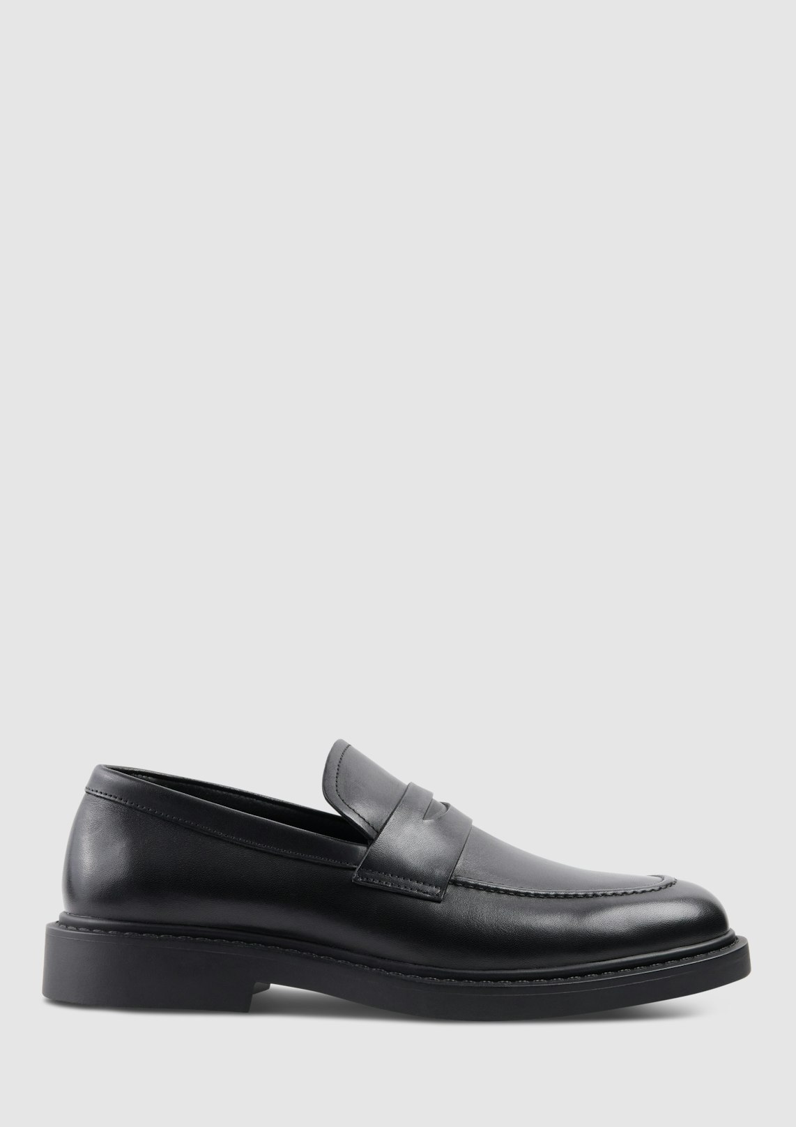 Nolan Penny Leather Loafer