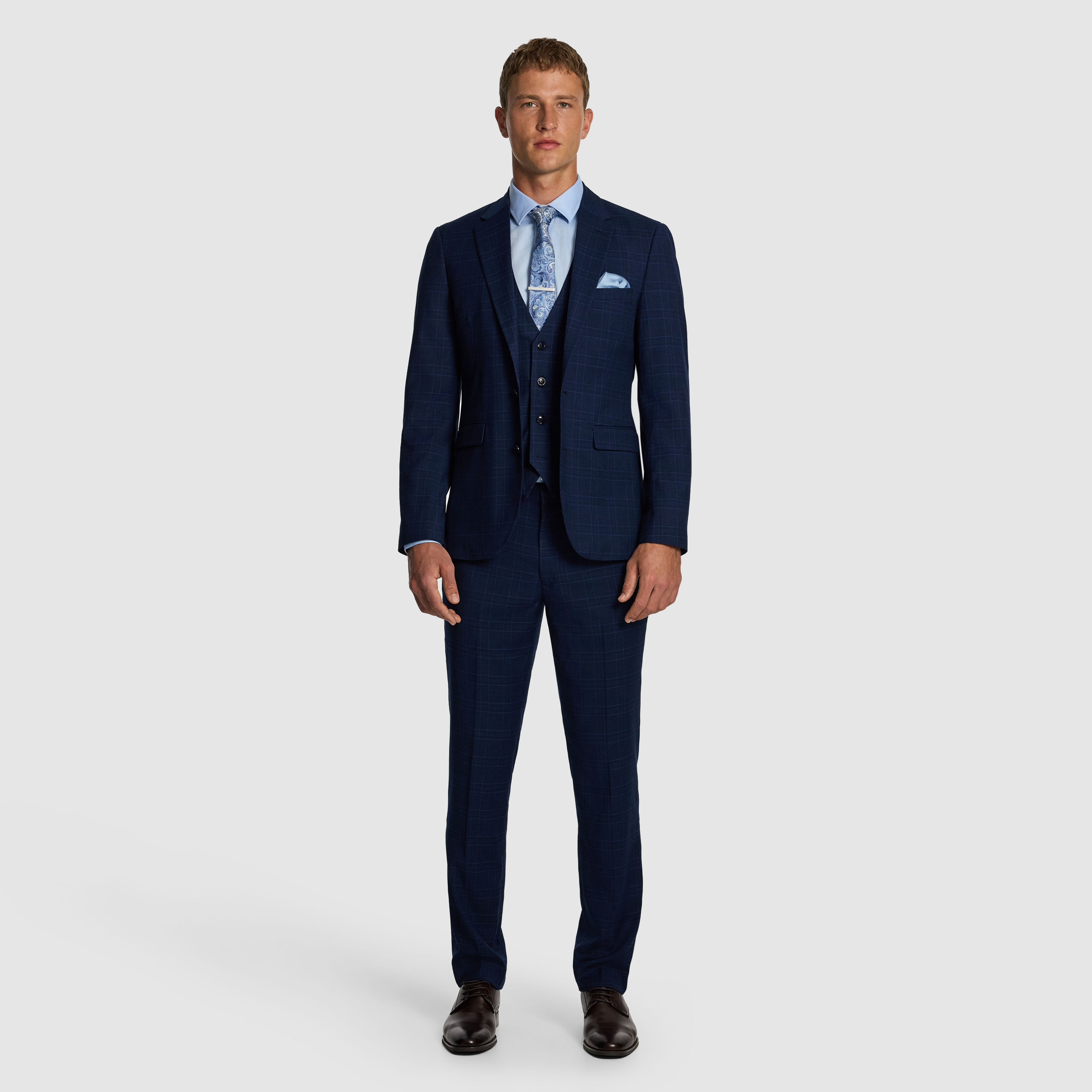 BERNARDO SLIM SUIT