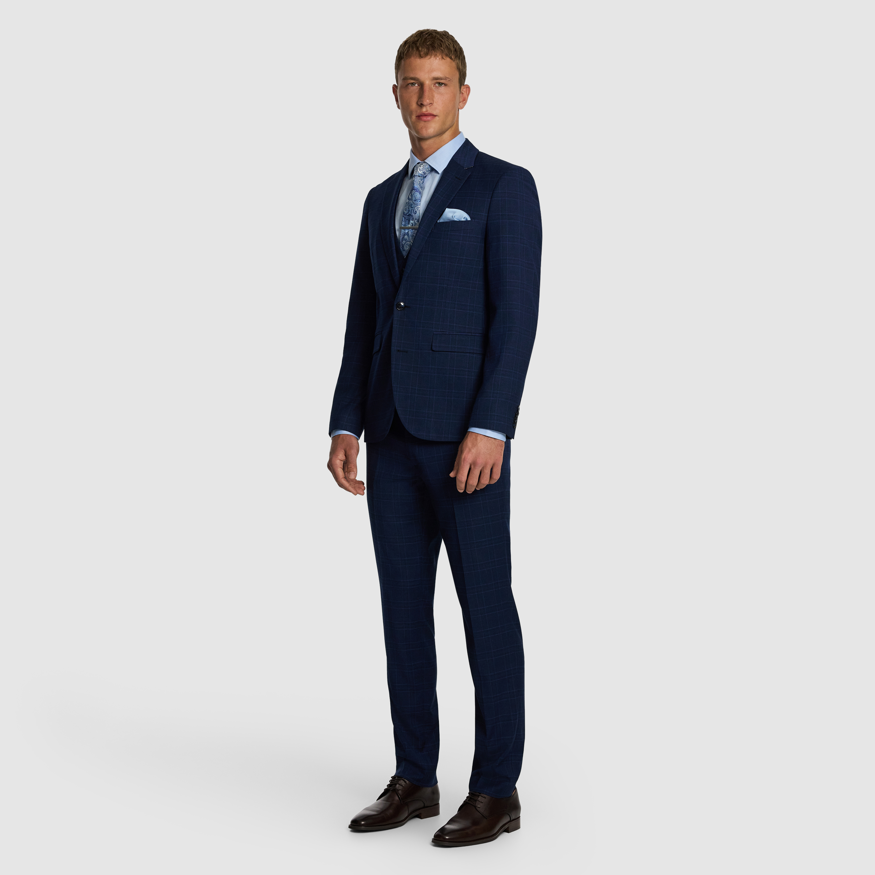  BERNARDO SLIM SUIT