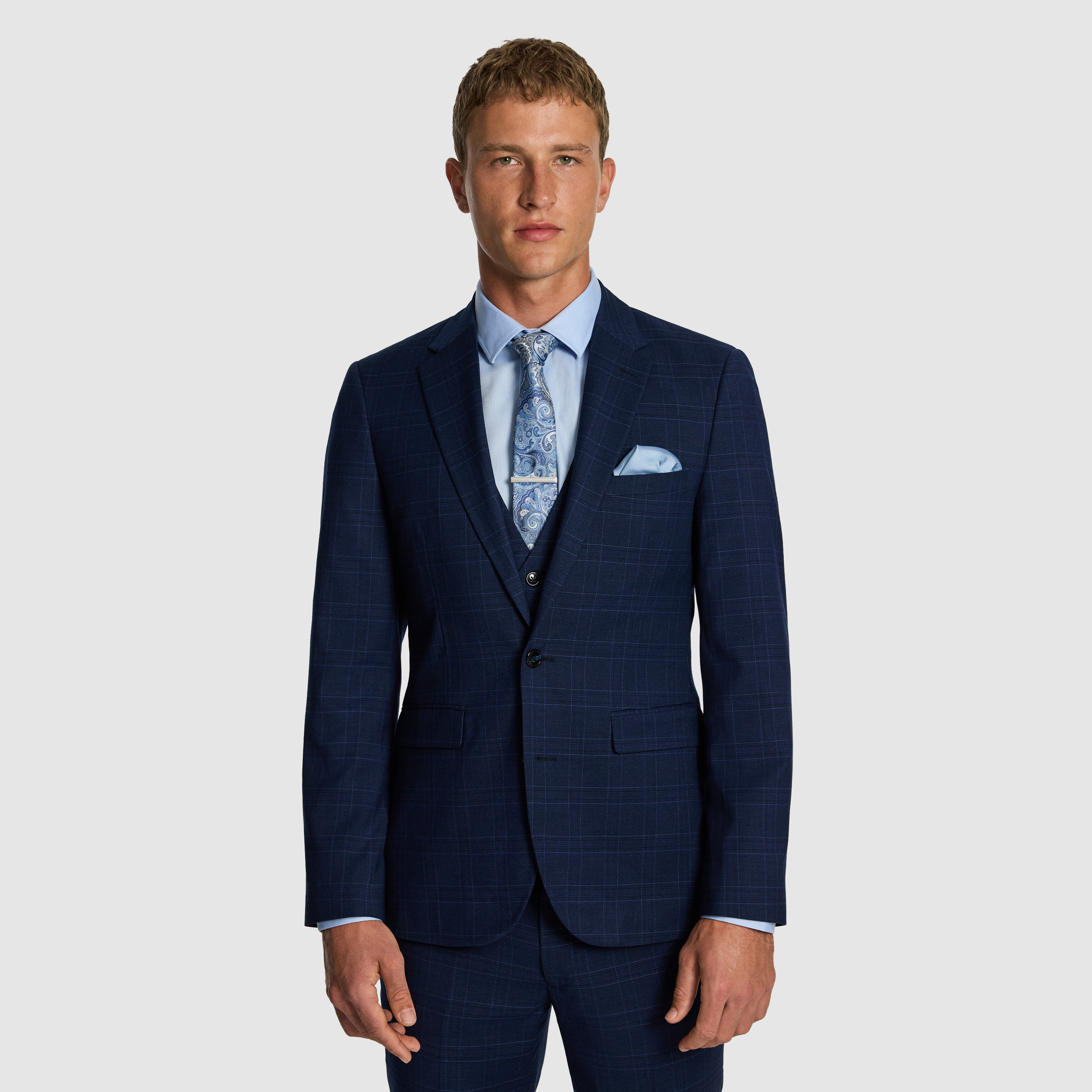  BERNARDO SLIM SUIT