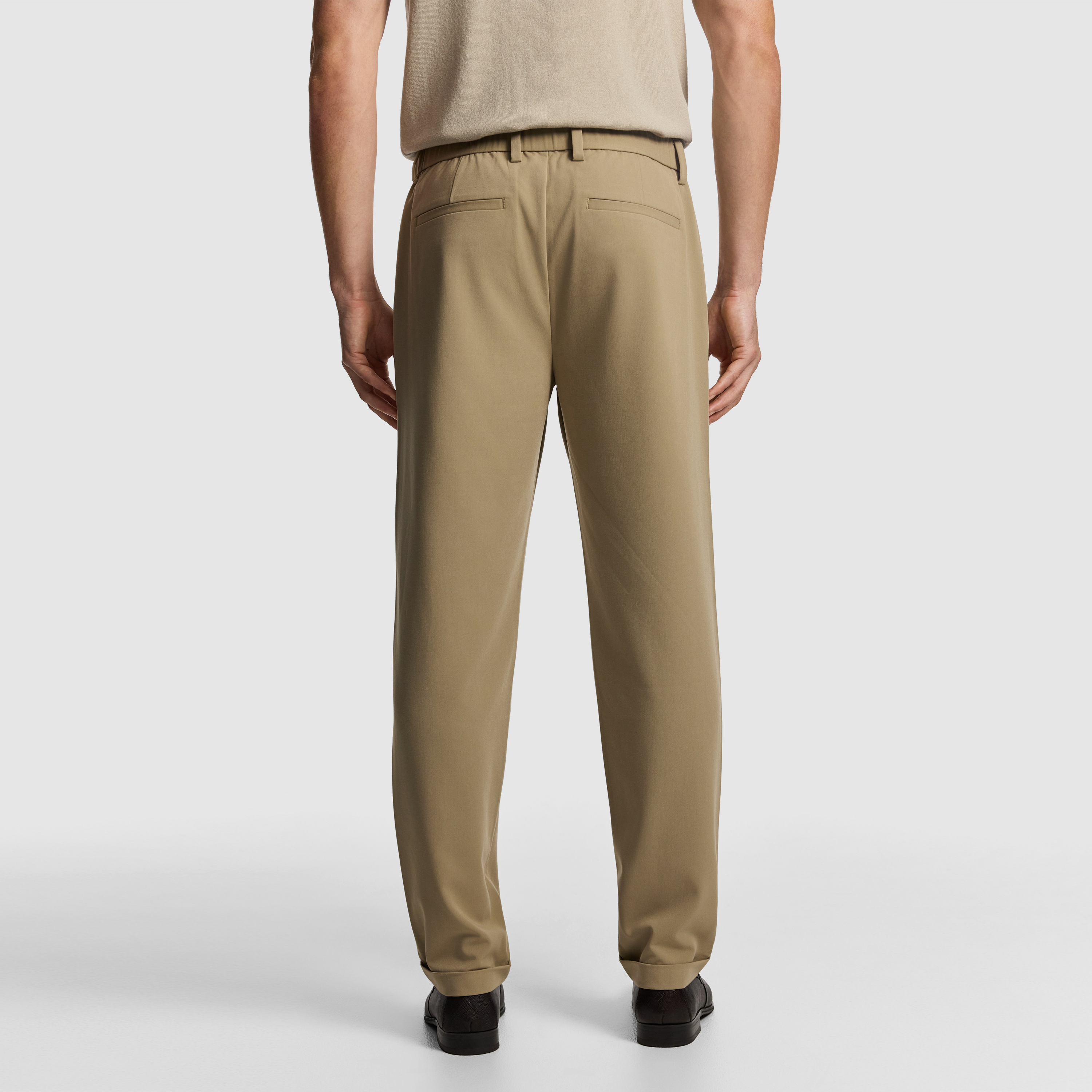  Sunday Classic Chino