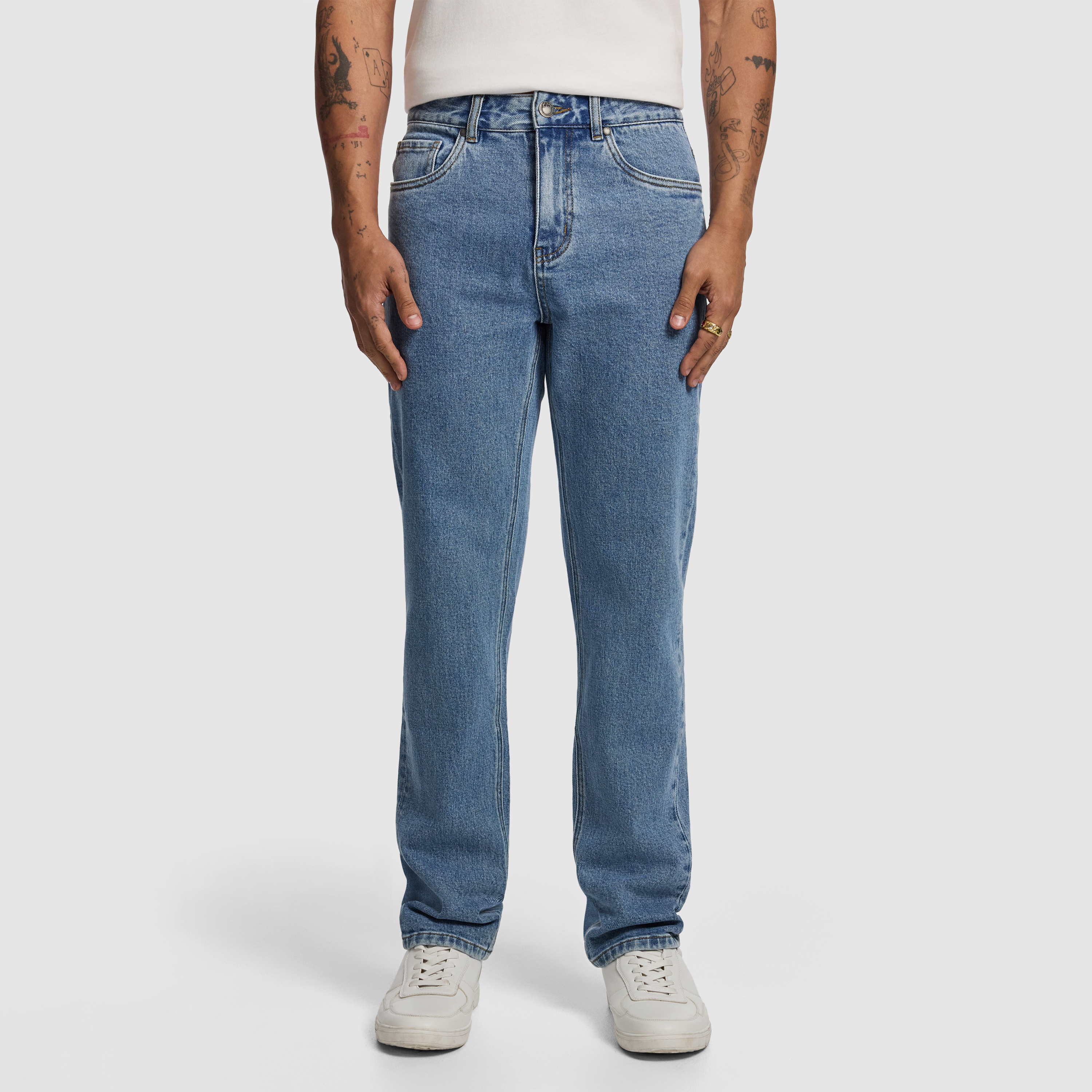 Spike Straight Jean