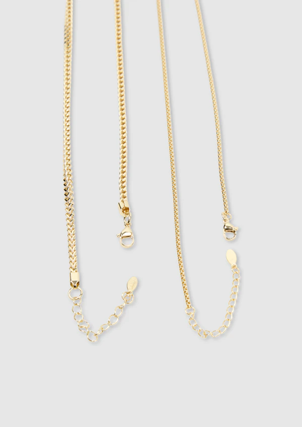 2 Piece Decorative Necklace Set