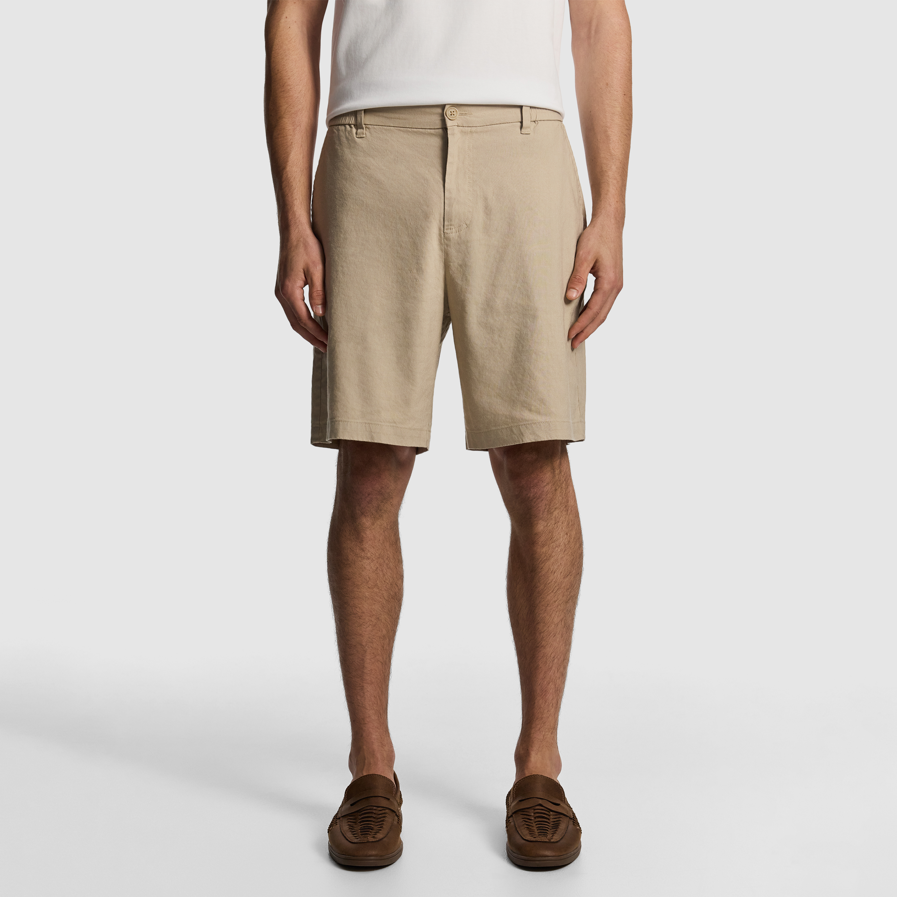 Vaughn Linen Blend Short