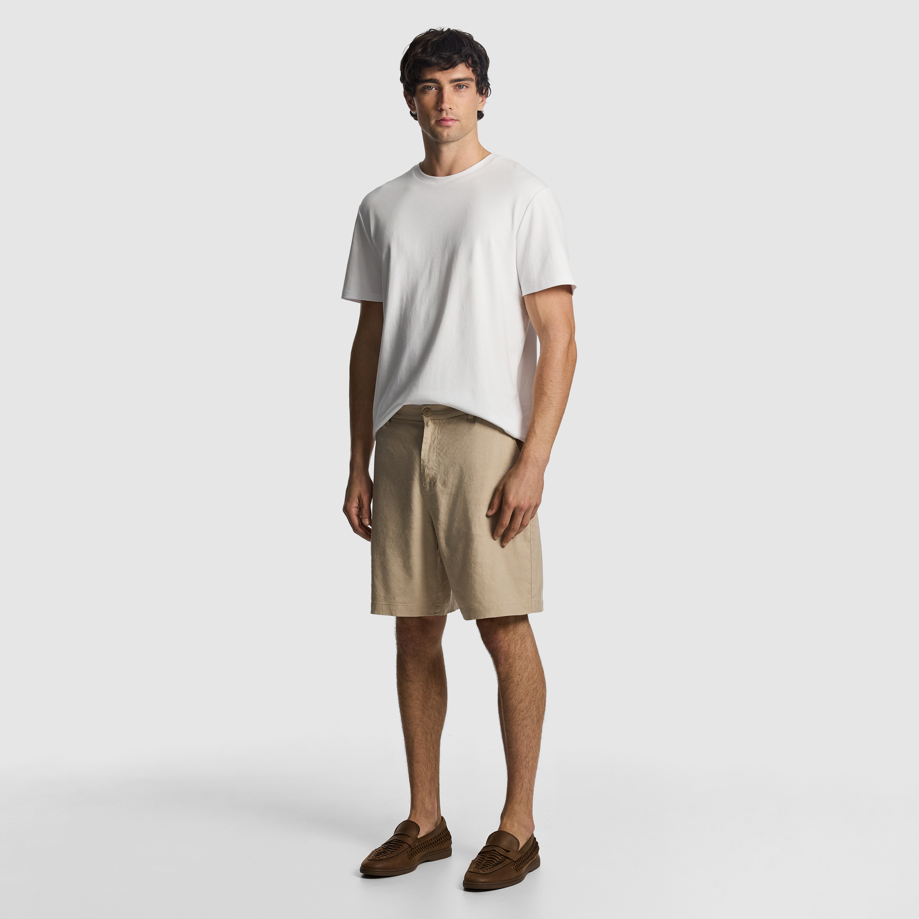 Tan Vaughn Linen Blend Short