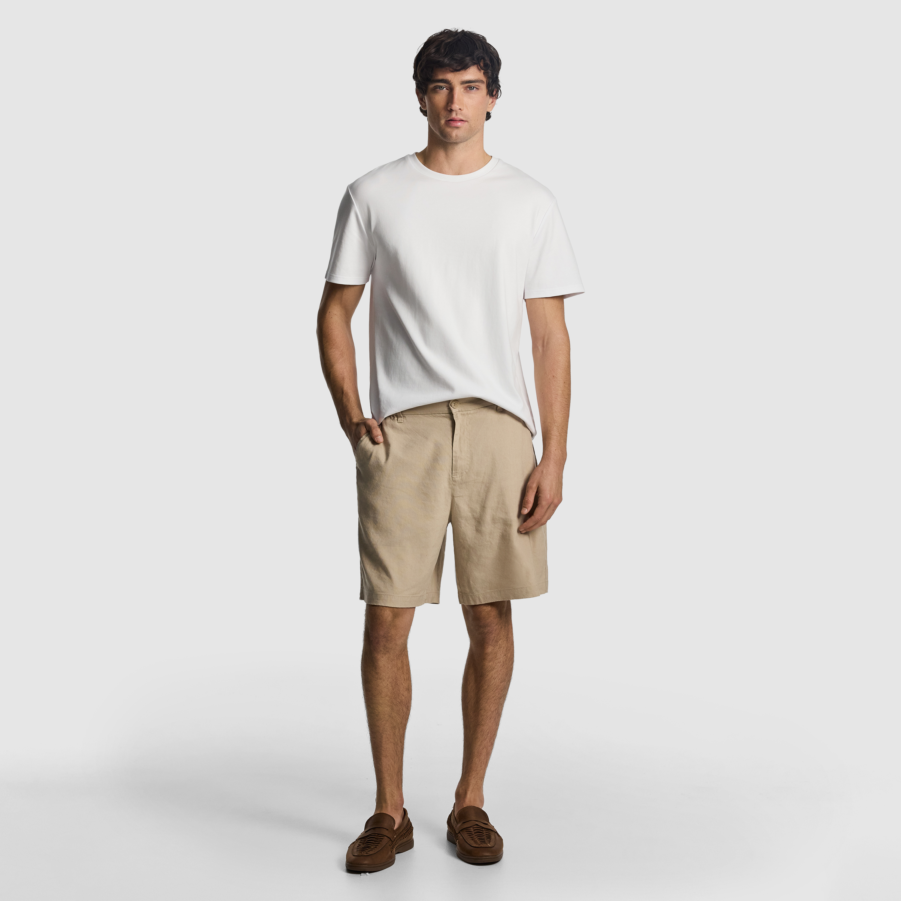 Tan Vaughn Linen Blend Short