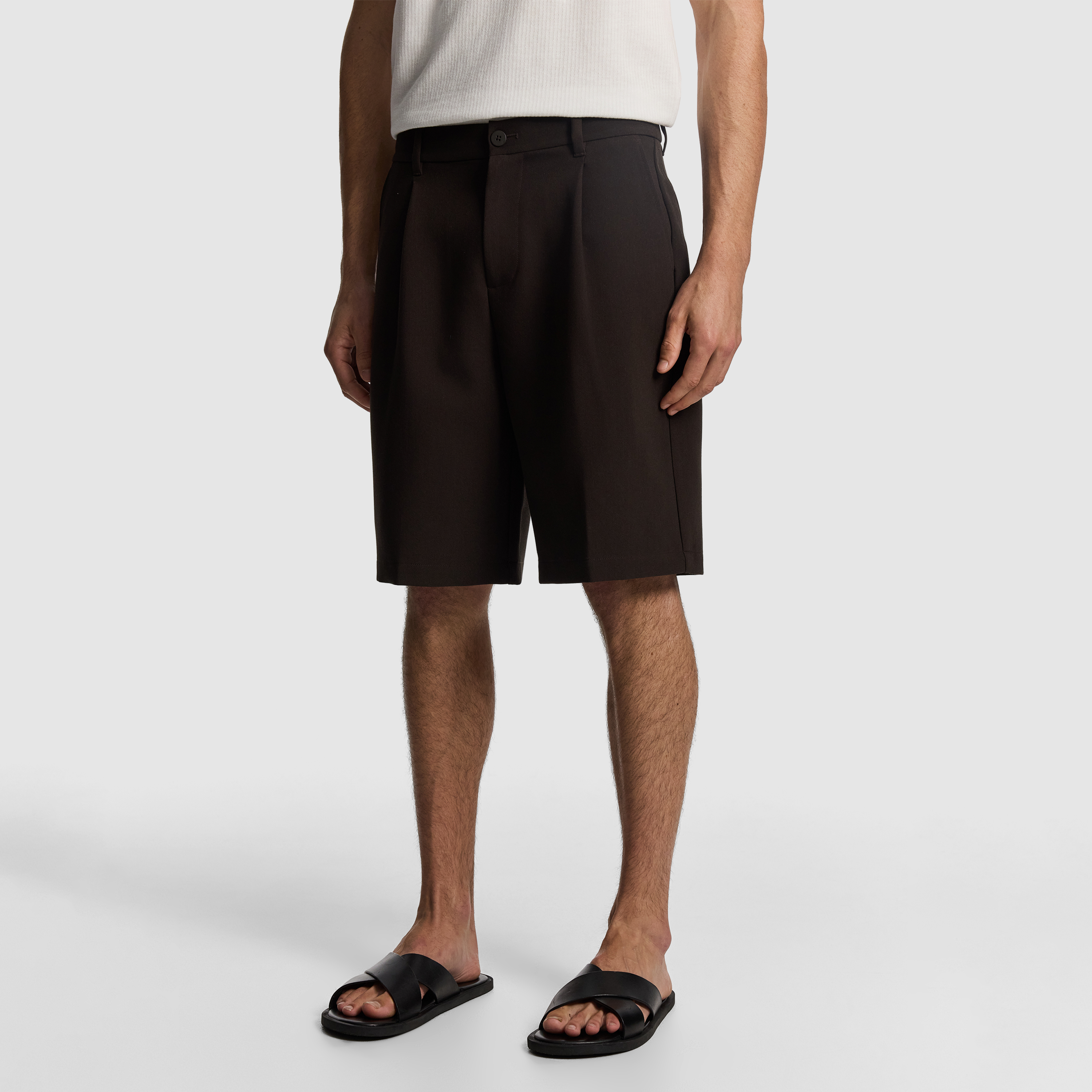 Chocolate Merrick Relaxed Short