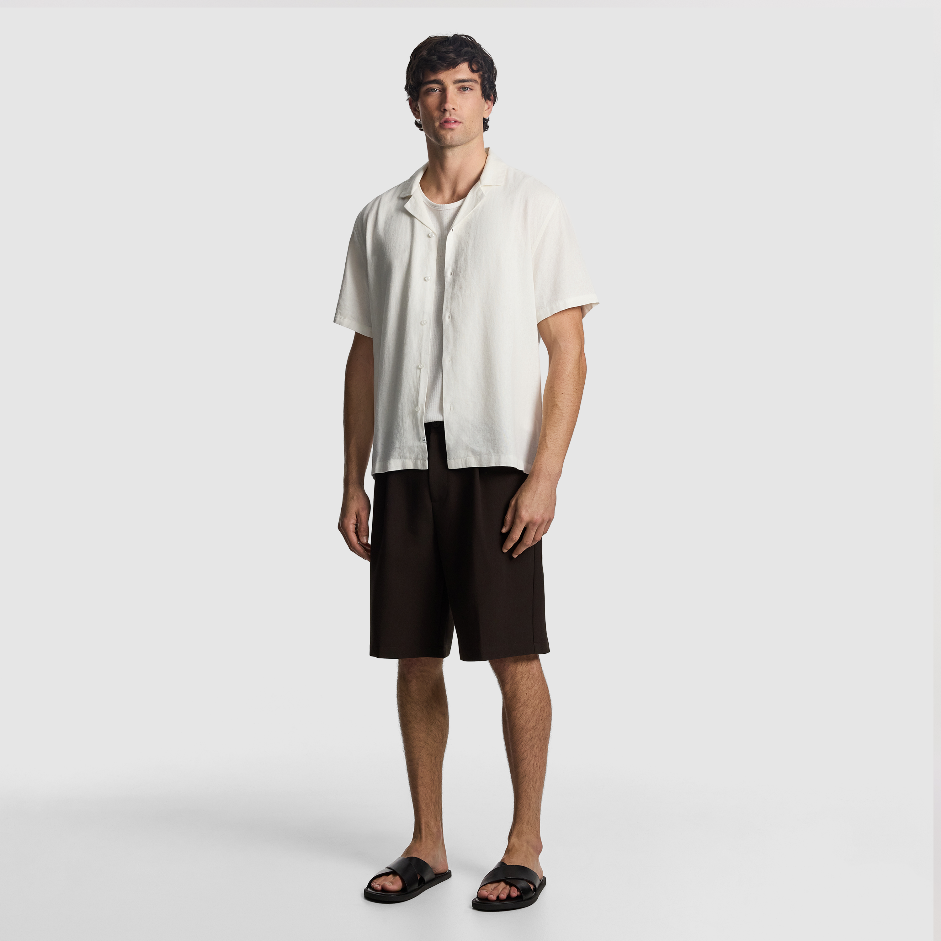 Chocolate Merrick Relaxed Short