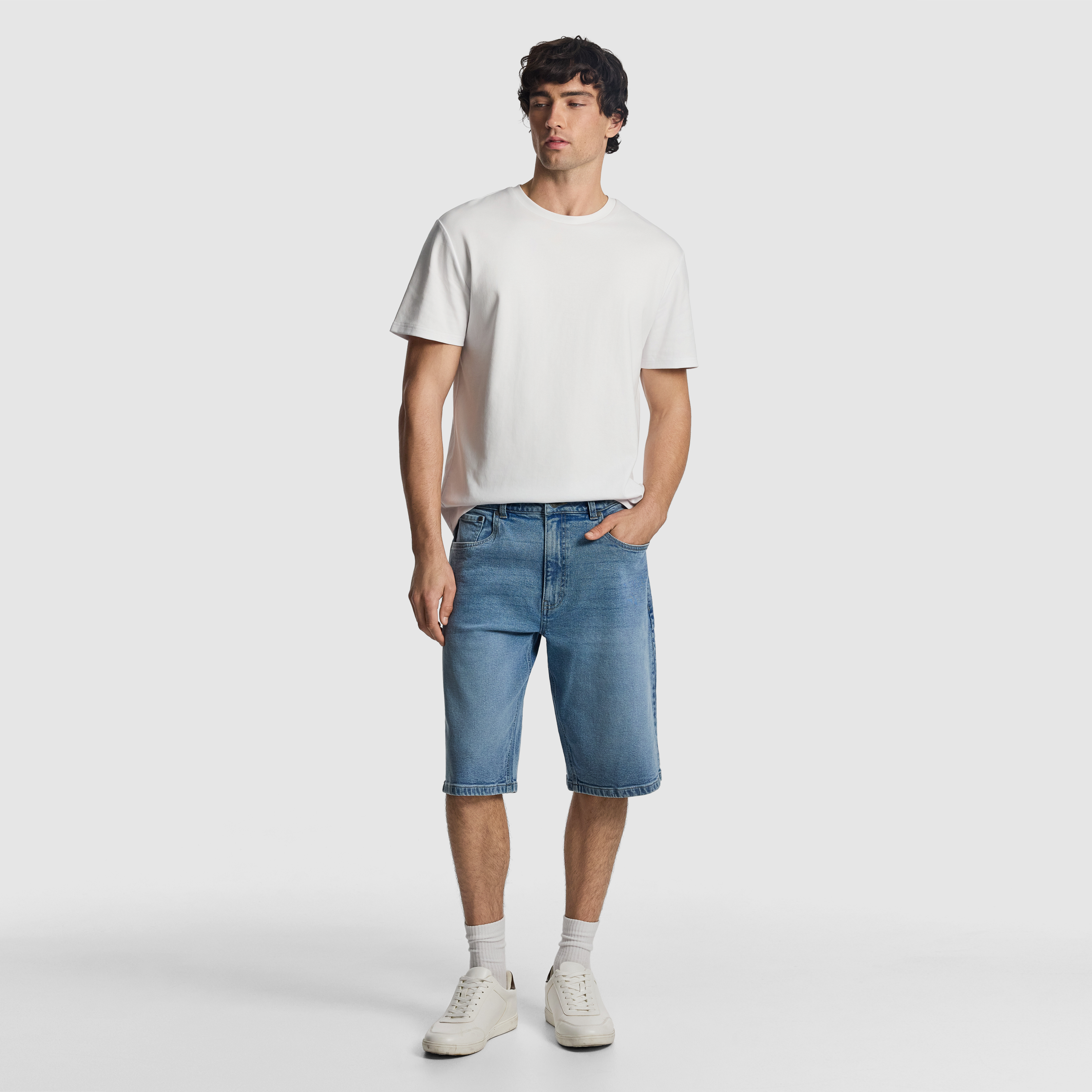 White Lion Relaxed Tee